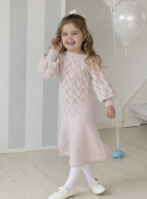 Tjørme kjole - Viking Design 2607-7B Kit - 2 - 12 år - Viking Alpaca Lille Storm, fra Viking