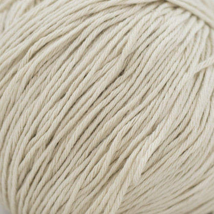 BC Garn Alba Unicolor eb15 Lys Beige BC Garn Alba Unicolor eb15 Lys Beige