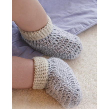 Baby Steps by DROPS Design - Baby Tøfler Hækleopskrift str. 0/1 mdr - 3/4 år Baby Steps by DROPS Design - Baby Tøfler Hækleopskrift str. 0/1 mdr - 3/4 år