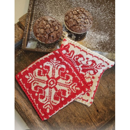 Baking Christmas by DROPS Design - Grydelapper Strikkeopskrift 20x19 cm - 2 stk Baking Christmas by DROPS Design - Grydelapper Strikkeopskrift 20x19 cm - 2 stk