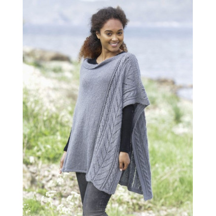 Cloudy Day by DROPS Design - Poncho Strikkeopskrift str. S/M - XXXL Cloudy Day by DROPS Design - Poncho Strikkeopskrift str. S/M - XXXL