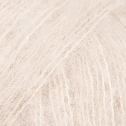 Drops Brushed Alpaca Silk Garn Unicolor 40 Marsipan Drops Brushed Alpaca Silk Garn Unicolor 40 Marsipan