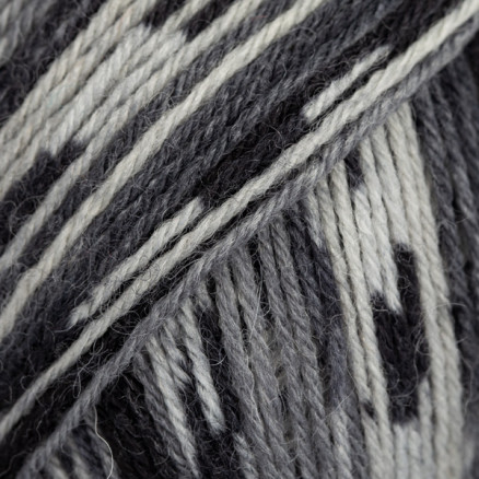 Drops Fabel Garn Print 905 Sort/Natur Drops Fabel Garn Print 905 Sort/Natur