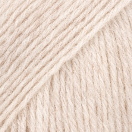 Drops Fabel Garn Unicolor 124 Hvid sand Drops Fabel Garn Unicolor 124 Hvid sand