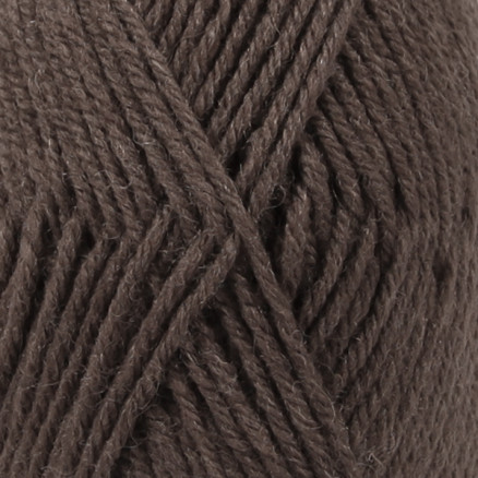 Drops Karisma Garn Unicolor 04 Chokolade brun Drops Karisma Garn Unicolor 04 Chokolade brun