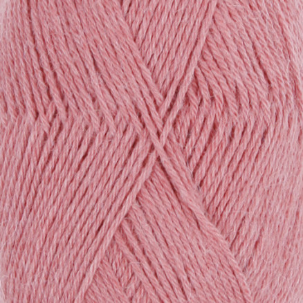 Drops Nord Garn Unicolor 13 Gammelrosa Drops Nord Garn Unicolor 13 Gammelrosa