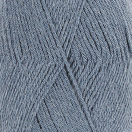 Drops Nord Garn Unicolor 16 Jeansblå Drops Nord Garn Unicolor 16 Jeansblå
