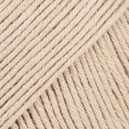 Drops Safran Garn Unicolor 21 Beige Drops Safran Garn Unicolor 21 Beige