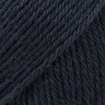 Drops Saga Garn Mix 31 Mørk marineblå Drops Saga Garn Mix 31 Mørk marineblå