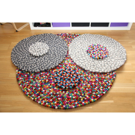Filtkugletæppe opskrift af Rito Krea - DIY-tæppe 20-200cm Filtkugletæppe opskrift af Rito Krea - DIY-tæppe 20-200cm