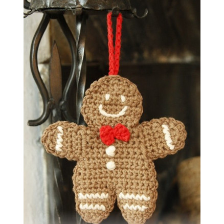 Gingy by DROPS Design - Peberkagemand julepynt Hækleopskrift 15x14 cm - 2 stk Gingy by DROPS Design - Peberkagemand julepynt Hækleopskrift 15x14 cm - 2 stk