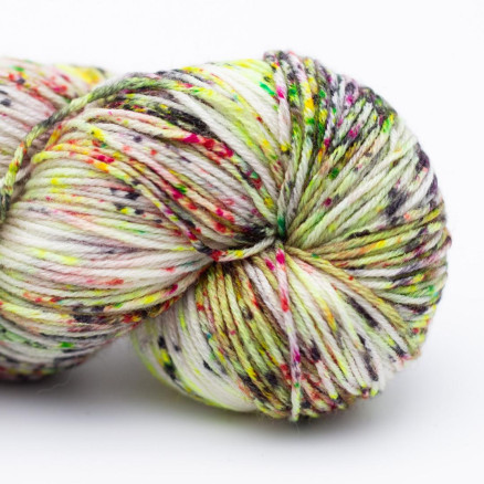 Kremke Soul Wool Lazy Lion Strømpegarn 1213 Solrig Jungle Plettet Kaotisk Kremke Soul Wool Lazy Lion Strømpegarn 1213 Solrig Jungle Plettet Kaotisk