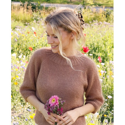 Nougat Dreams by DROPS Design - Bluse Strikkeopskrift str. S - XXXL Nougat Dreams by DROPS Design - Bluse Strikkeopskrift str. S - XXXL
